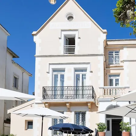 Hotel Alfred Les Halles 3*