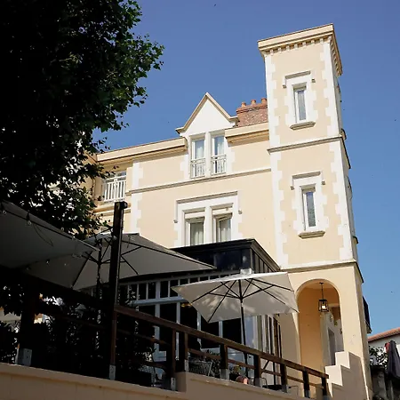 Alfred Les Halles מלון ביאריץ