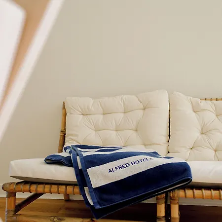 Alfred Les Halles מלון ביאריץ