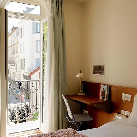 Hotel Anjou 3*