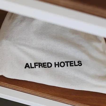Alfred Les Halles מלון