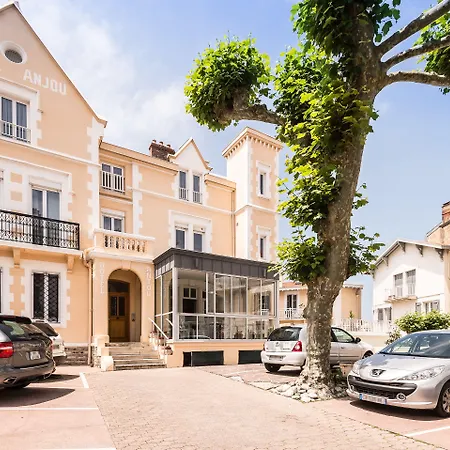 Alfred Les Halles Otel Biarritz