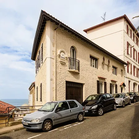 Alfred Les Halles 3* 比亚里茨