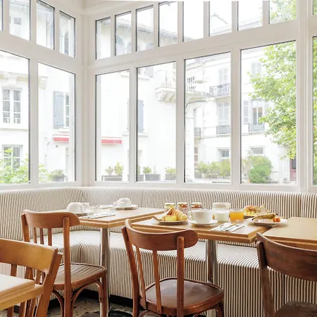 Alfred Les Halles 酒店 比亚里茨