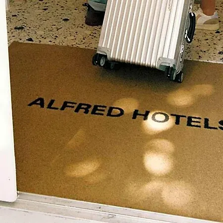 Ξενοδοχείο Alfred Les Halles 3*
