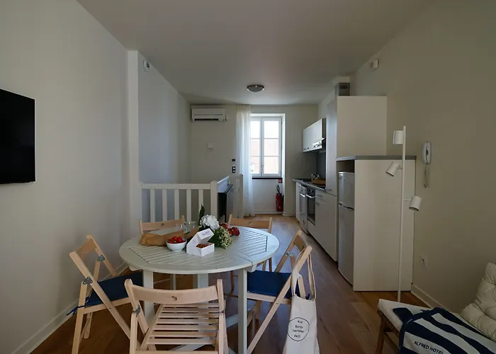 Alfred Les Halles Hotel Biarritz